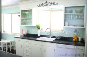 Organized kitchen1-002