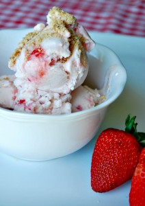 Strawberry Cheesecake Frozen Yogurt 3