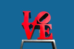 love-statue-philadelphia-600