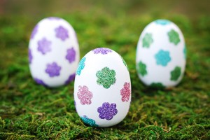 Flower-Glitter-Easter-Eggs
