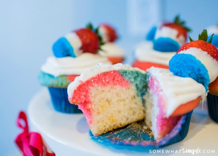 4th of July cupcakes on a serving tray