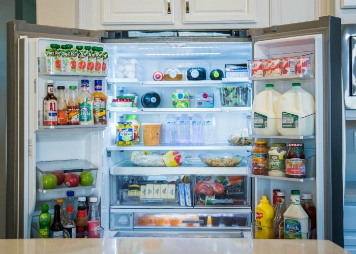 My New Fridge + How to Clean Your Refrigerator Somewhat Simple