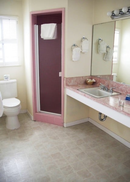 hofsas house bathroom