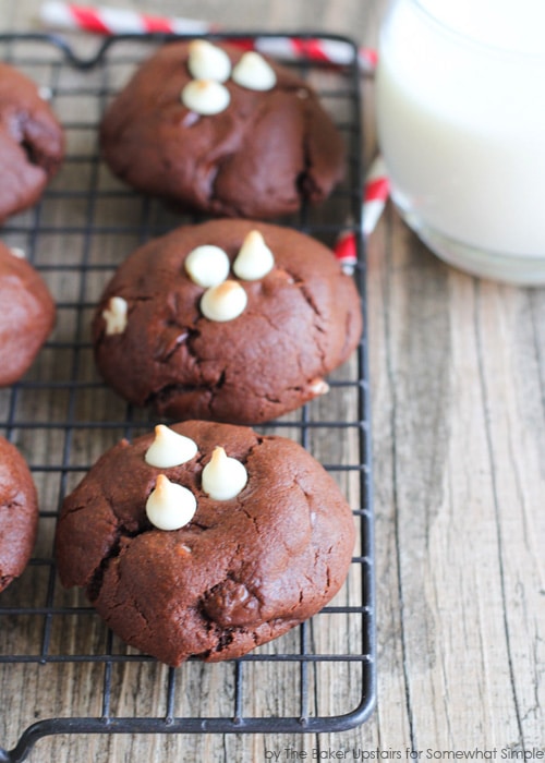 black_and_white_brownie_cookies_2