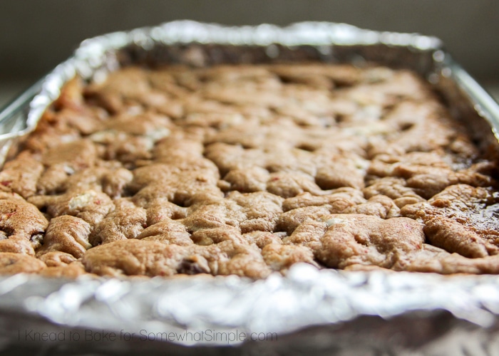 Candy cane Cookie bar recipe