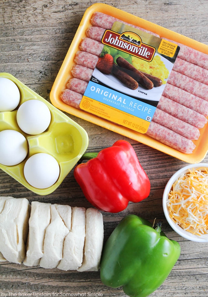 ingredients to make Sausage and Pepper Breakfast Biscuit Casserole