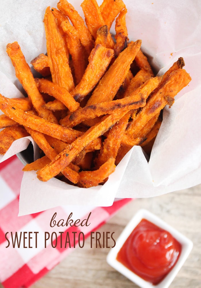 Baked Sweet Potato Fries Recipe: These crispy baked sweet potato fries are simple and easy to make. A restaurant quality side dish you can make at home! #fries #sweetpotatoefries #bbq #sidedish #frenchfries via @somewhatsimple