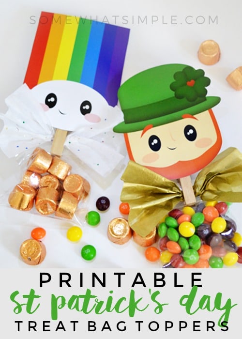 I can't even stand how adorable these St. Patrick's Day Treat Bag Toppers are. via @somewhatsimple