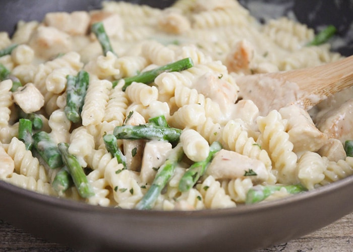 Chicken Asparagus Pasta