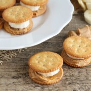 sandwiches made with crackers, peanut butter and sliced bananas