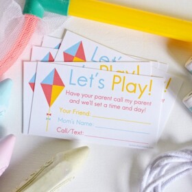 These free printable playdate invite cards are the easiest way to arrange playdates for your kids! Especially when you don't know the other parent, or even if your shy, all you have to do is give this to the kid and their parent will call you to set up a playdate :)