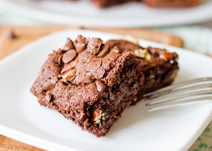 brownies made with chocolate and caramel 