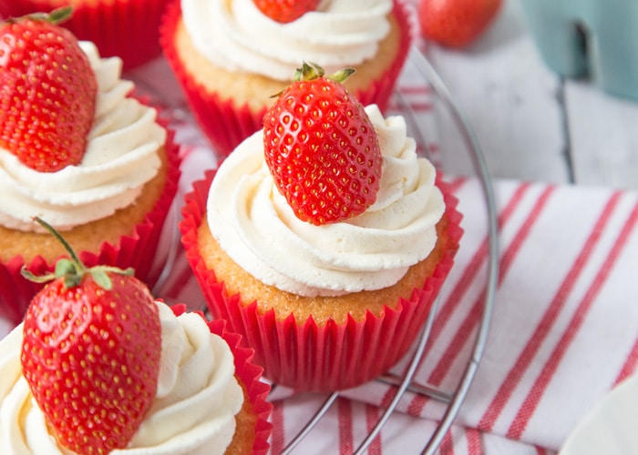 Strawberry and White Chocolate Cupcakes