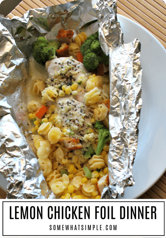 Get dinner on the table in less that 30 minutes with nearly no cleanup at all thanks to this delicious Lemon Chicken Pasta Foil Dinner! Foil dinners have all of the delicious flavors of camping without having to sleep outside. #foildinner #chicken #pasta #howtomakeafoilpacketdinner #easydinner via @somewhatsimple