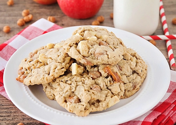 Caramel Apple Oatmeal Cookies