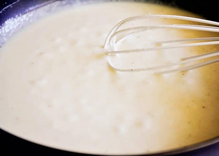 a creamy white sauce