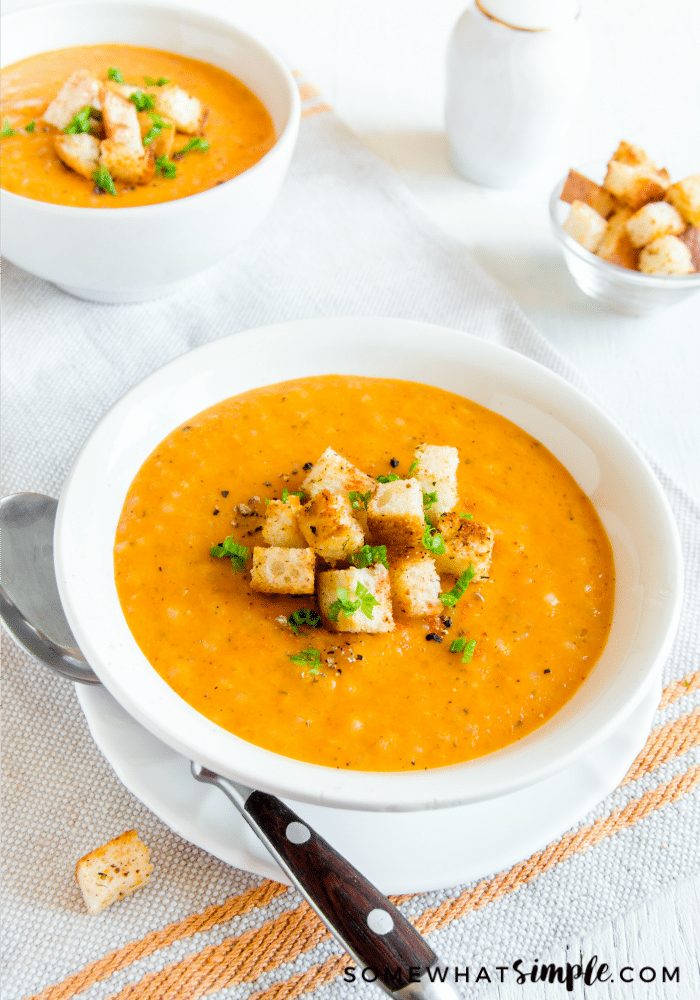 bowls of creamy tomato soup