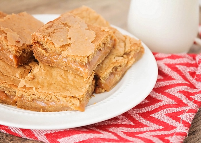 Caramel Cheesecake Cookie Bars