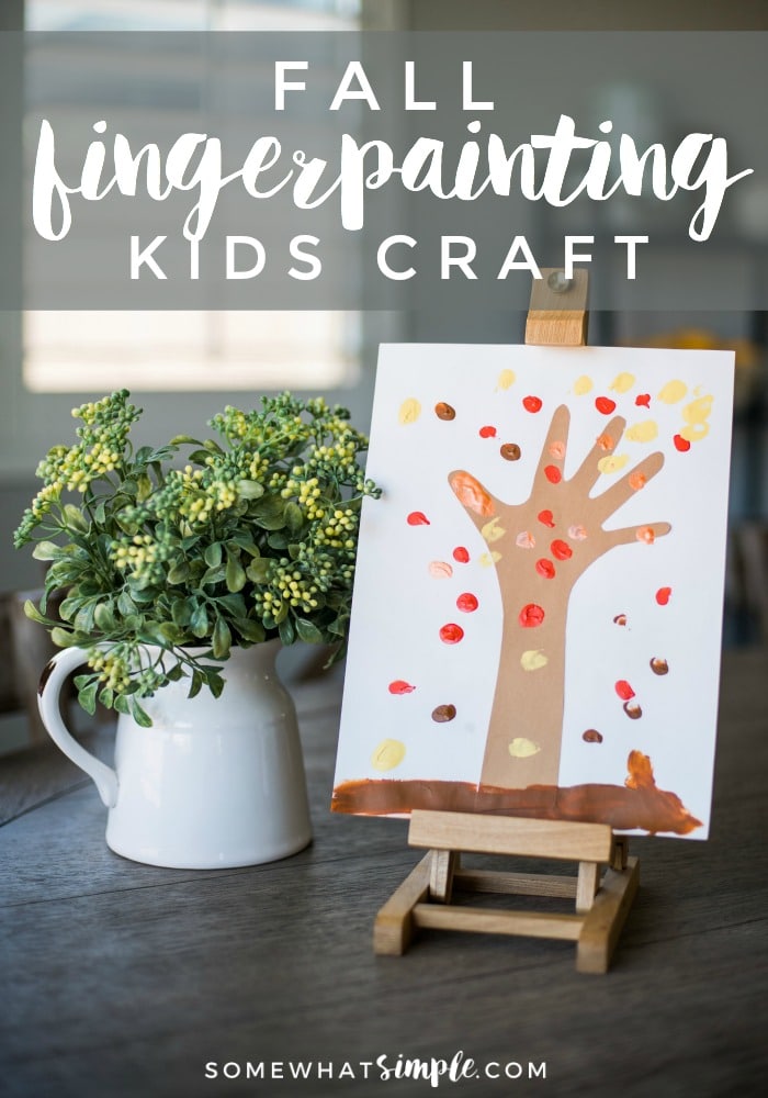 These fingerprint trees are a fun fall art project for the kids! via @somewhatsimple