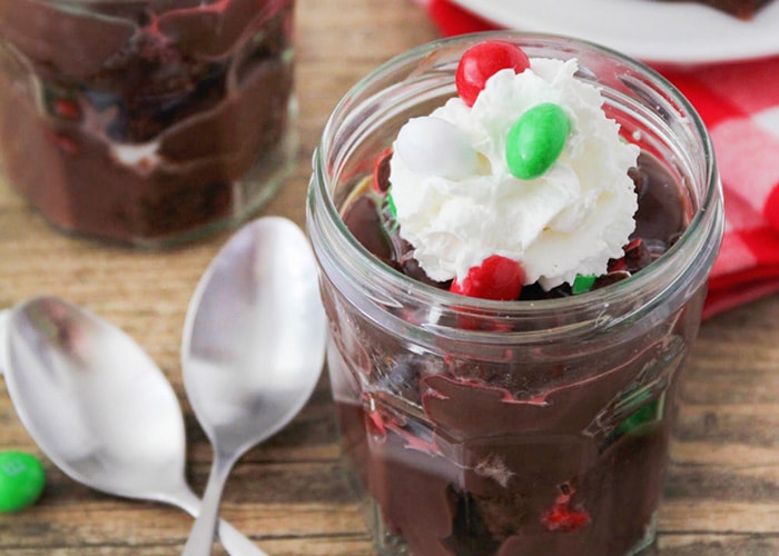 Fudgy Peppermint Parfaits A Simple, Festive Treat Somewhat Simple Fudgy Peppermint Parfaits A Simple, Festive Treat Somewhat Simple