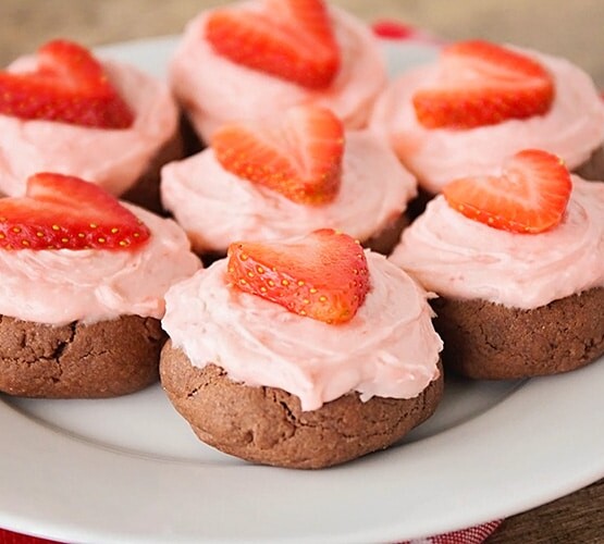chocolate strawberry sugar cookies