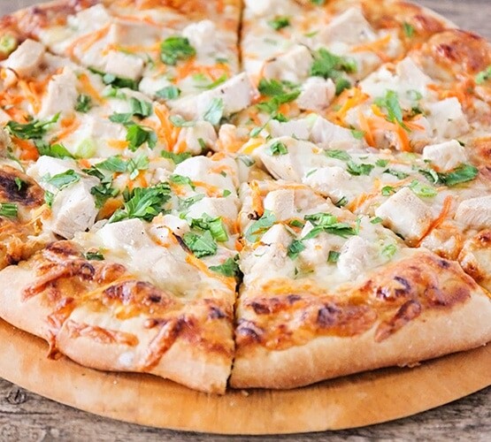 thai chicken pizza