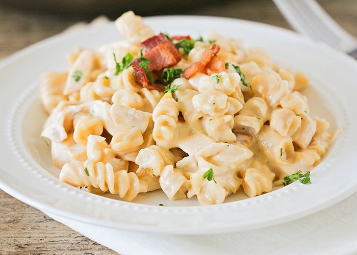 This delicious chicken bacon ranch pasta is ready in just 15 minutes and so easy to make! Plus, check out our three favorite tips to make mealtime easier!