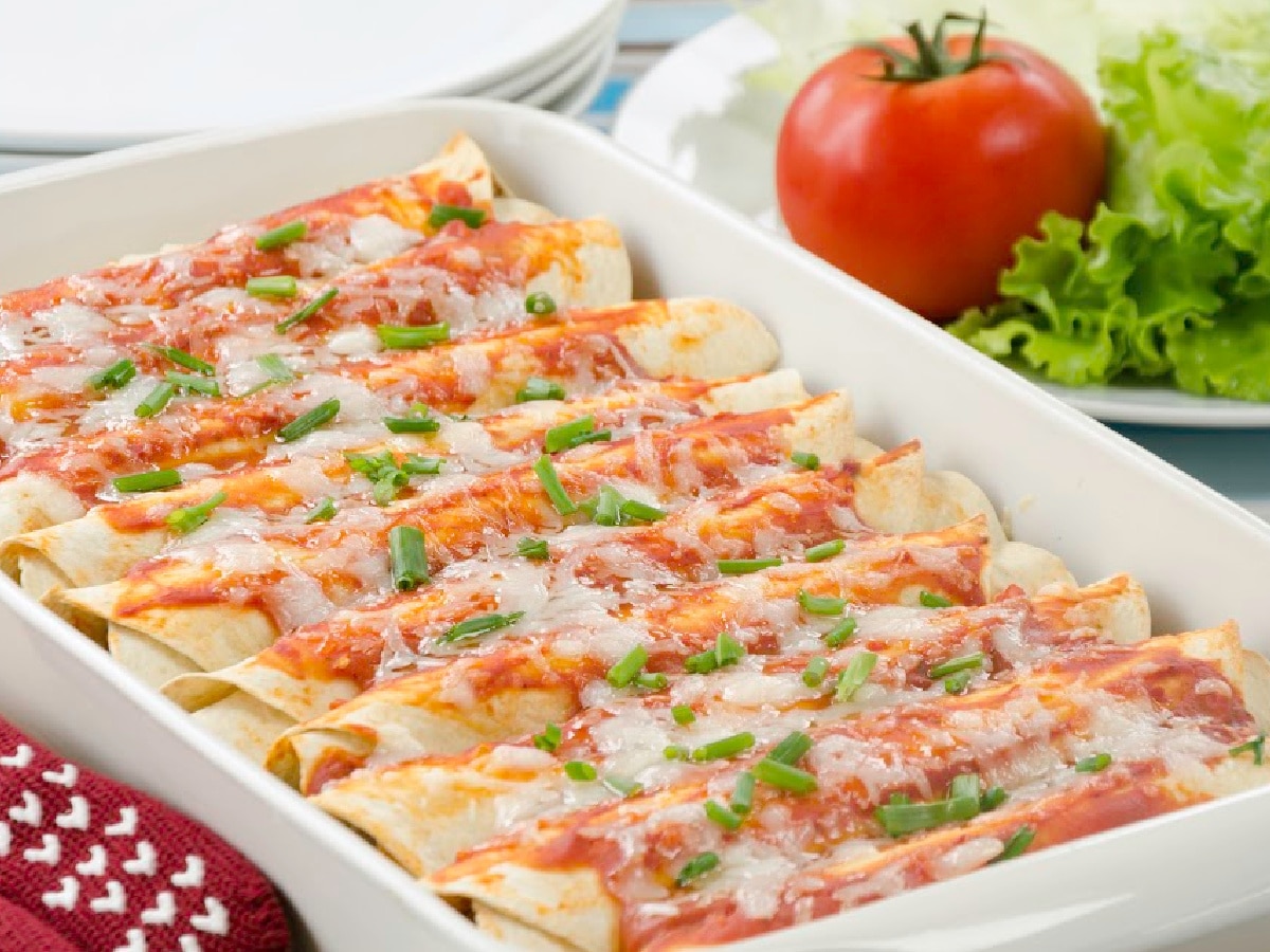 10 best enchilada recipes - a pan of red enchiladas