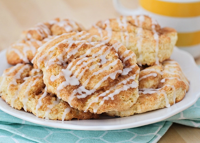 a plate of cinnamon roll scones