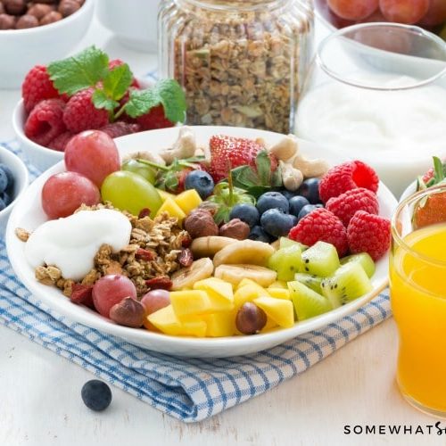 Small Outdoor Oasis + Healthy Snacks Somewhat Simple