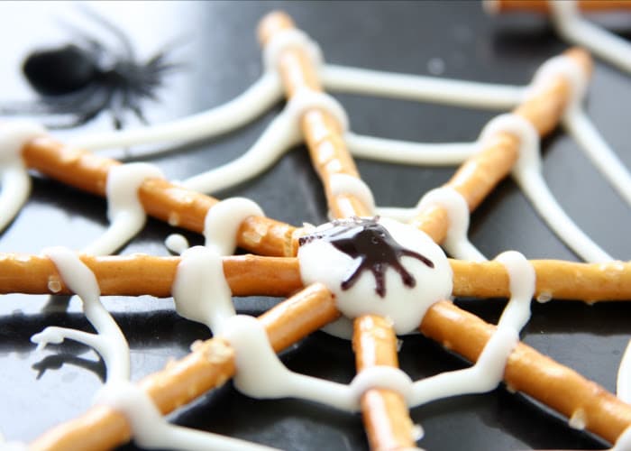 Pretzel Spider Webs