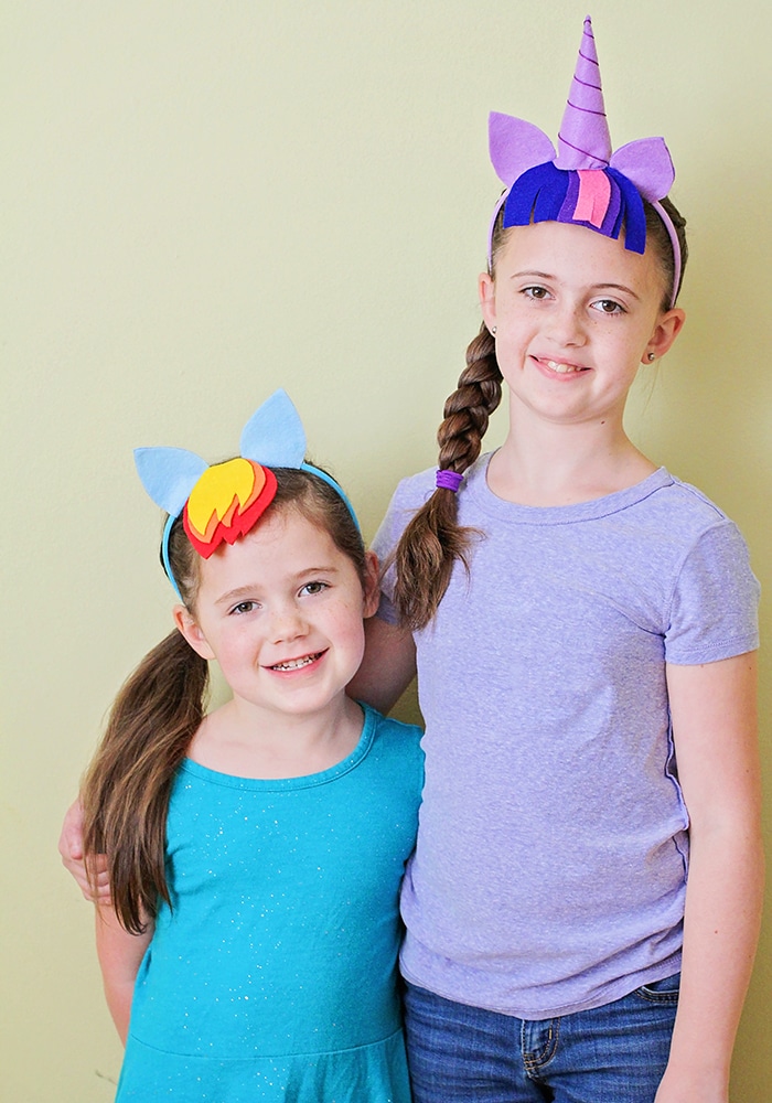 These no-sew My Little Pony headbands are so adorable and so easy to make! They're perfect for all the pony lovers in your life!