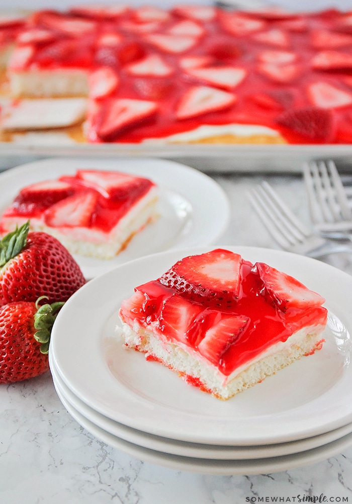 how to make strawberry cake