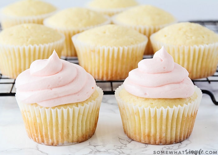 2 methods showing how to frost a cupcake