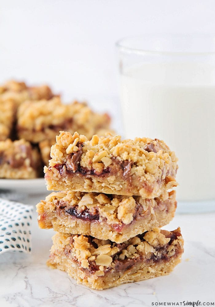 peanut butter and jelly crumb bars recipe