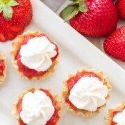mini strawberry pies