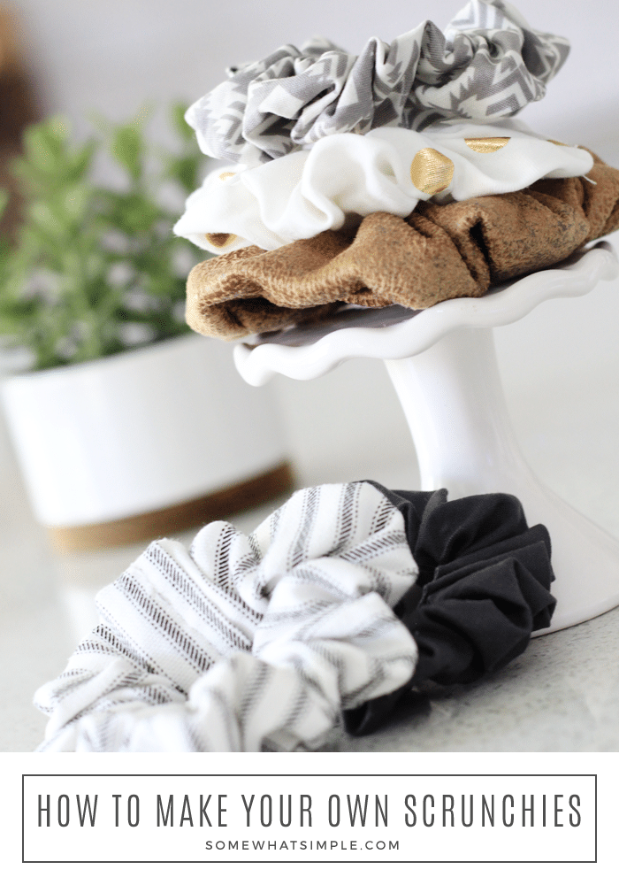 Scrunchies are all the rage and you won't believe how easy they are to make! Learn how to make a scrunchie in just a few minutes that are exactly like what you would buy in the store! #diyscrunchie #howtomakeascrunchie #howtomakeascrunchievideo #howtomakescrunchies #howtomakeaprofessionalscrunchie via @somewhatsimple