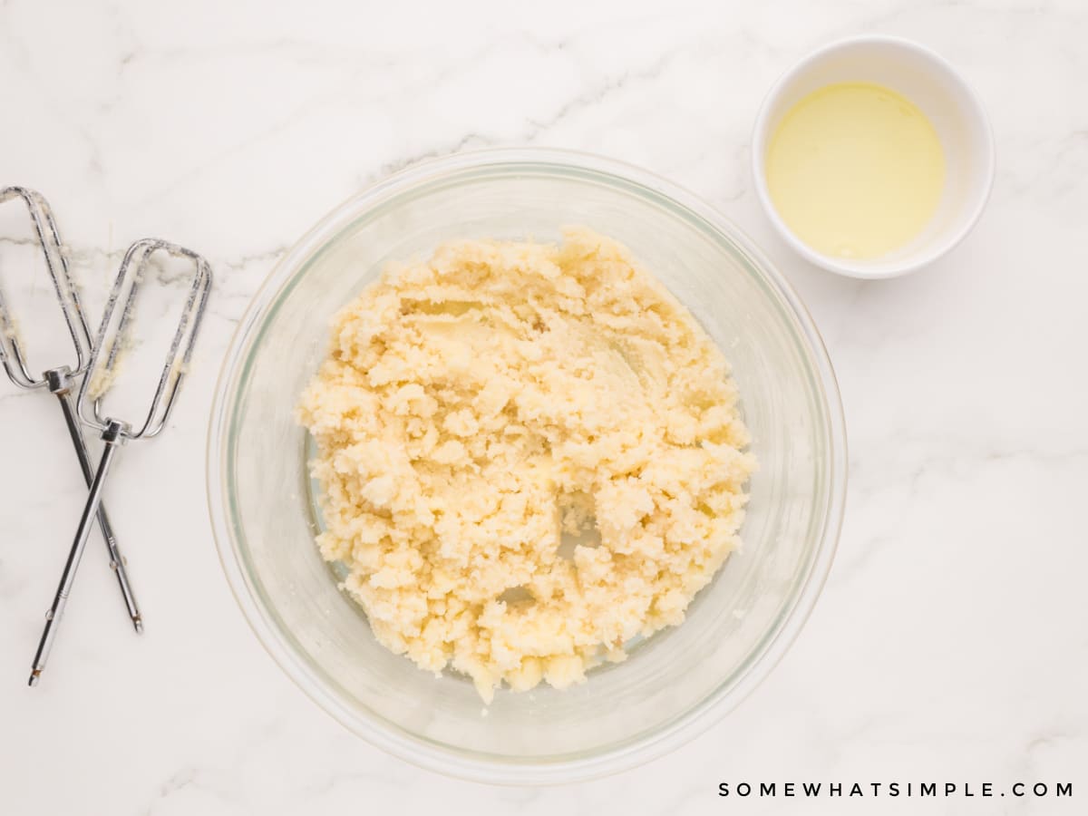 adding wet and dry cupcake ingredients 