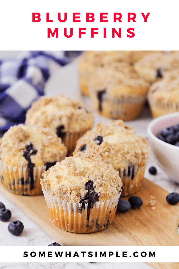 The best blueberry muffins recipe ever! Fluffy muffins stuffed with fresh blueberries topped with a delicious crumb topping, these homemade blueberry muffins are soft, sweet, and so simple to make! via @somewhatsimple