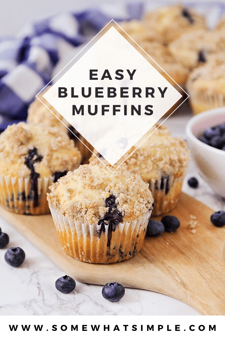 The best blueberry muffins recipe ever! Fluffy muffins stuffed with fresh blueberries topped with a delicious crumb topping, these homemade blueberry muffins are soft, sweet, and so simple to make! via @somewhatsimple