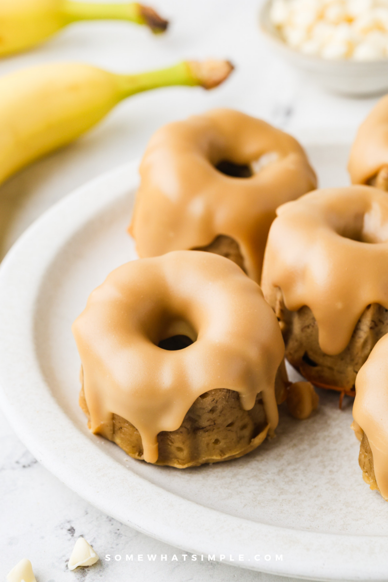 plated Banana Bundlets with bananas in the background