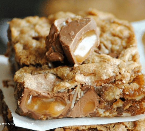 Close up image of Rolo Cookie Bars