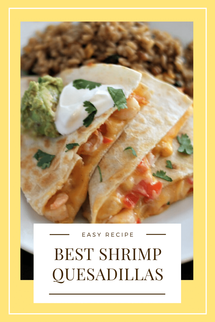 Quesadillas are a quick and easy dinner idea that are perfect for a busy night.  This shrimp quesadilla recipe is a delicious twist on a Mexican classic.  Filled with melted cheese and shrimp and topped with sour and guacamole, these quesadillas will make your taste buds smile. #easydinner #30minutemeal #mexicanfood #easyshrimpquesadillarecipe #shrimpquesadillas via @somewhatsimple