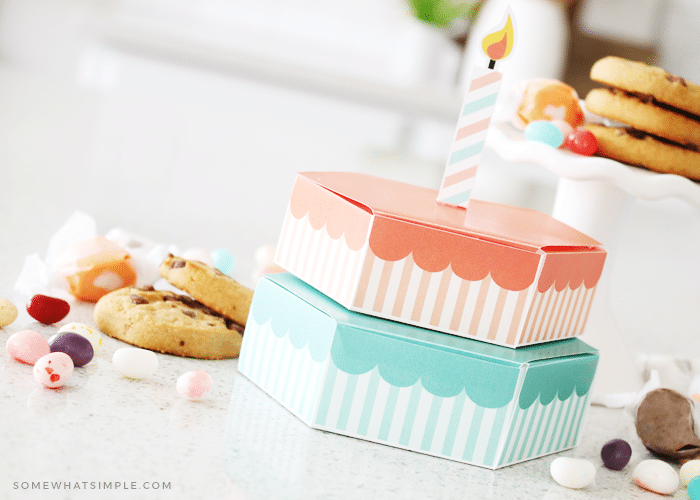 how to make a paper treat box