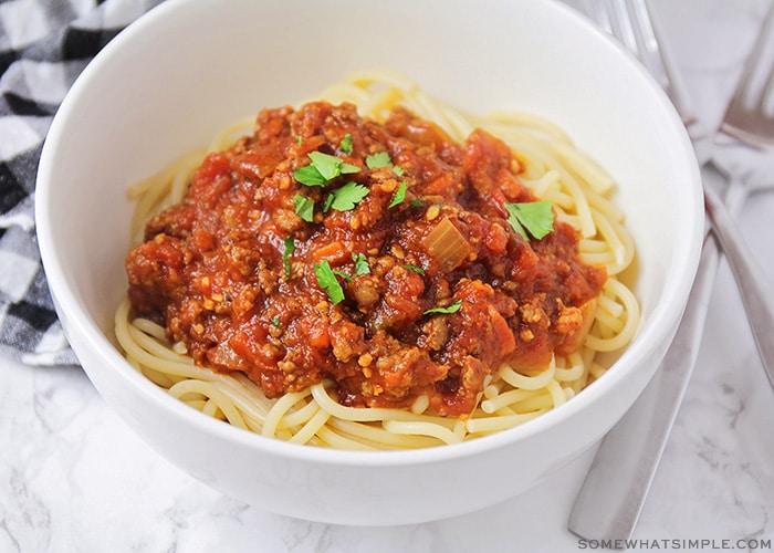 meat sauce on top of spaghetti