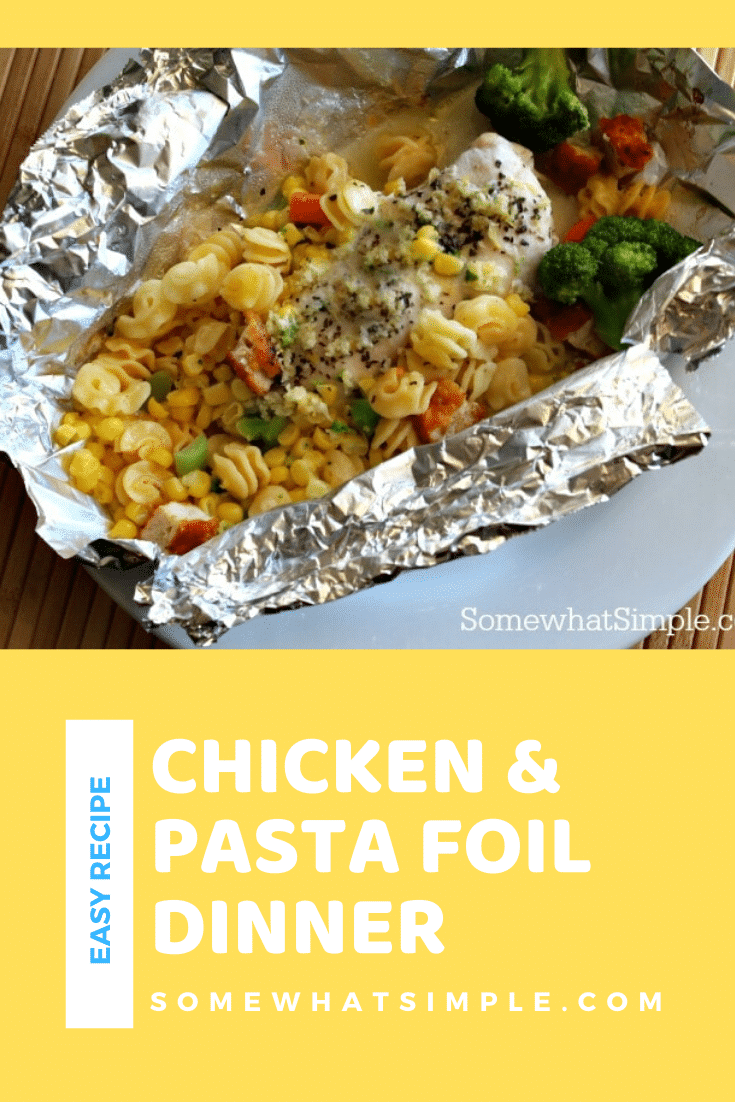 Get dinner on the table in less that 30 minutes with nearly no cleanup at all thanks to this delicious Lemon Chicken Pasta Foil Dinner! Foil dinners have all of the delicious flavors of camping without having to sleep outside. #foildinner #chicken #pasta #howtomakeafoilpacketdinner #easydinner via @somewhatsimple