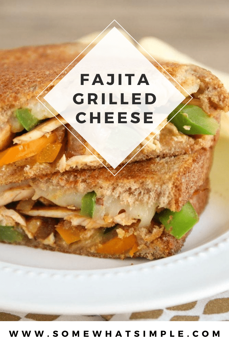 These chicken fajita grilled cheese sandwiches are super easy to make. Made with chicken, fresh vegetables and cheese, these sandwiches are packed with flavor! #grilledcheesesandwich #fajitagrilledcheese #chickenfajitagrilledcheese #chickenfajitasandwich #mexicanrecipe via @somewhatsimple