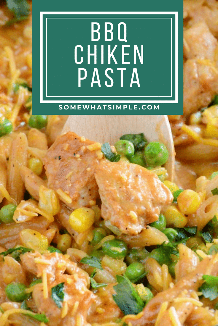 BBQ chicken pasta is a perfect dinner recipe for busy nights. This recipe is as easy as just throwing everything into the pan and cooking it. Made using one pan, it's easy to make and even easier to clean up. #bbqchickenpasta #onepotdinnerrecipe #easybbqchickenpastarecipe #chickenpasta via @somewhatsimple