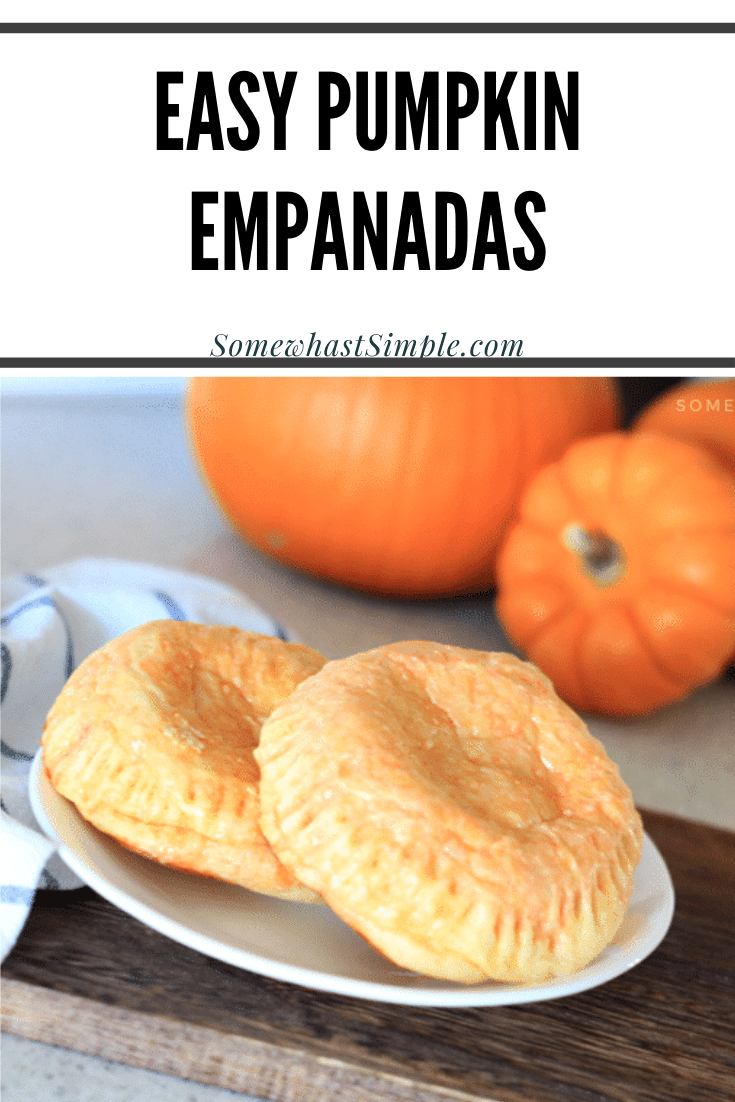 Pumpkin empanadas are a festive and filling Halloween dinner that are easy to make! These empanadas are filled with all of the delicious flavors of the classic Mexican dish but dressed up to look like a pumpkin. #pumpkinempanadas #halloweendinneridea #howtomakepumpkinempanadas #pumpkinempanadasmexican #easypumpkinempanadasrecipe via @somewhatsimple