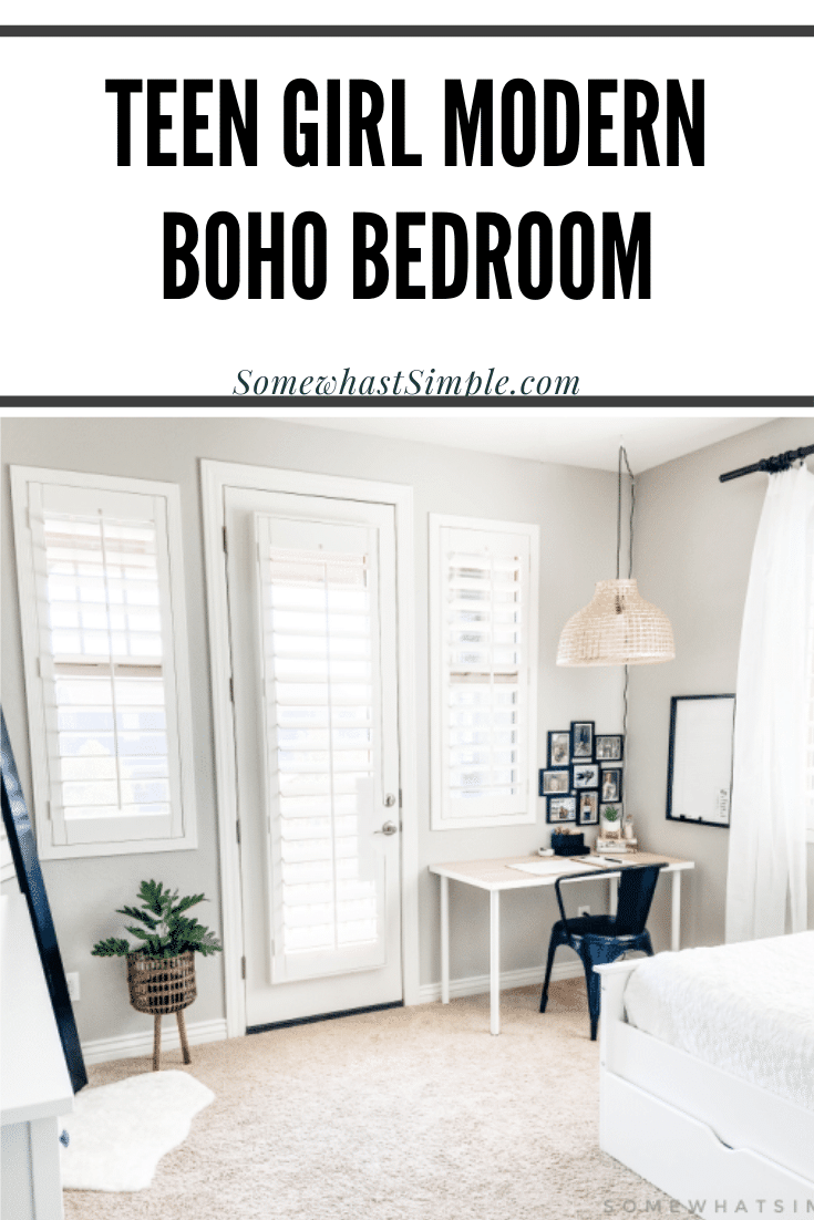 Leah's bedroom gets a fresh new design, featuring bold blacks and whites and natural textures. This modern boho bedroom is comfortable, clean, and captivating! This modern decor is perfect and something every teen girl will love! via @somewhatsimple